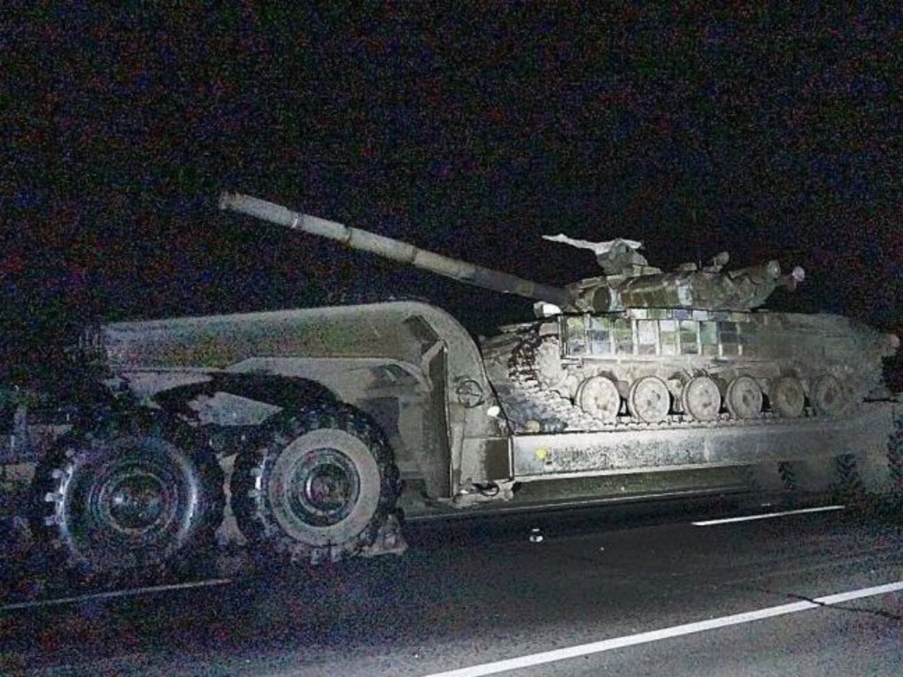 Тягач остановился из-за технической неисправности