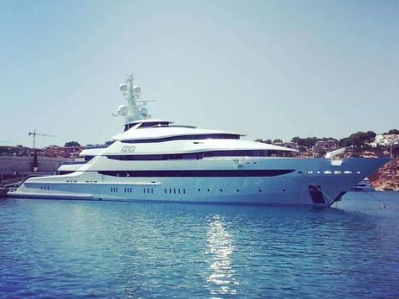 Яхта St. Princess Olga размером почти с футбольное поле была построена в 2013 году