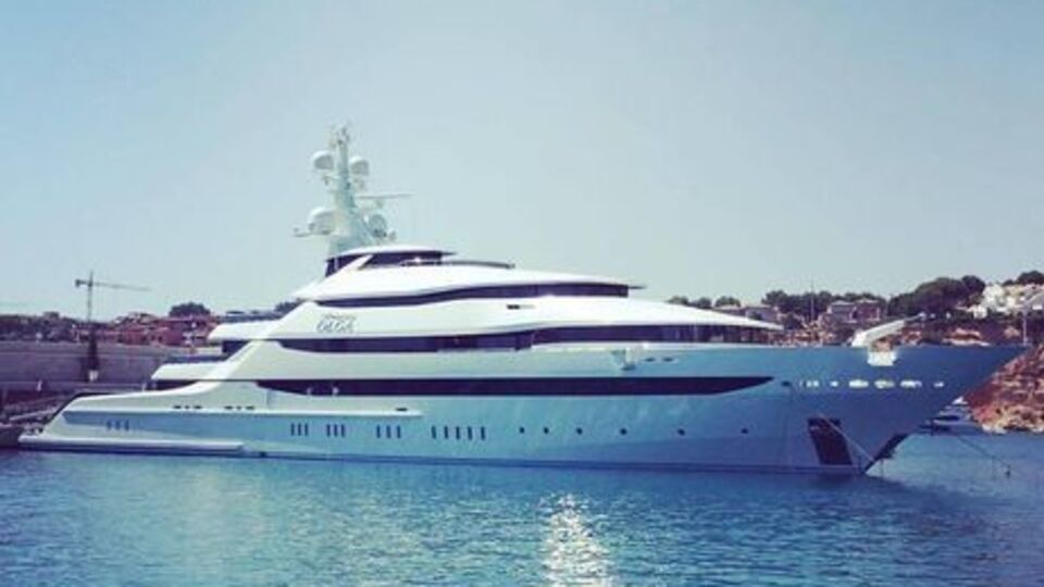 Яхта St. Princess Olga размером почти с футбольное поле была построена в 2013 году