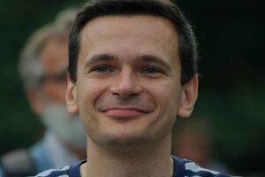 Яшин: Работа над докладом велась около двух месяцев, первый тираж составит почти 20 тыс. экземпляров