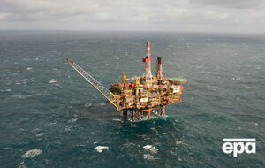 Цена на нефть пока удерживается выше $48 за баррель