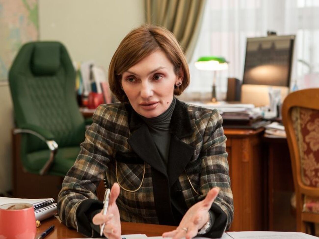 Всем специалистам, желающим попасть на работу в НБУ, Рожкова посоветовала присылать резюме