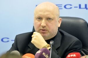 Александр Турчинов готов лично подготовить систему к полноценной работе