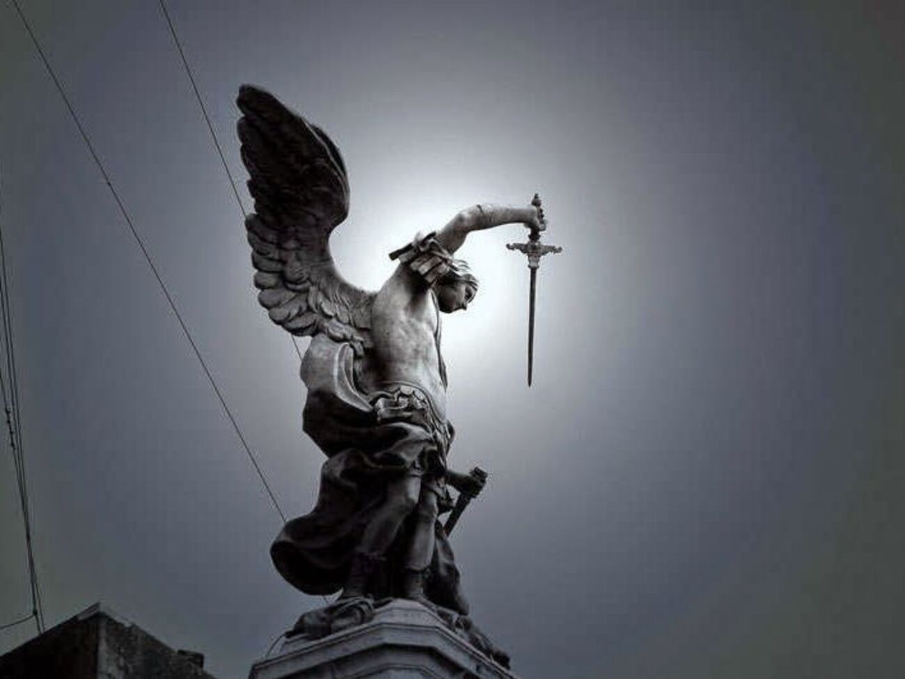 Покровителем Следкома РФ выбрали архангела Михаила