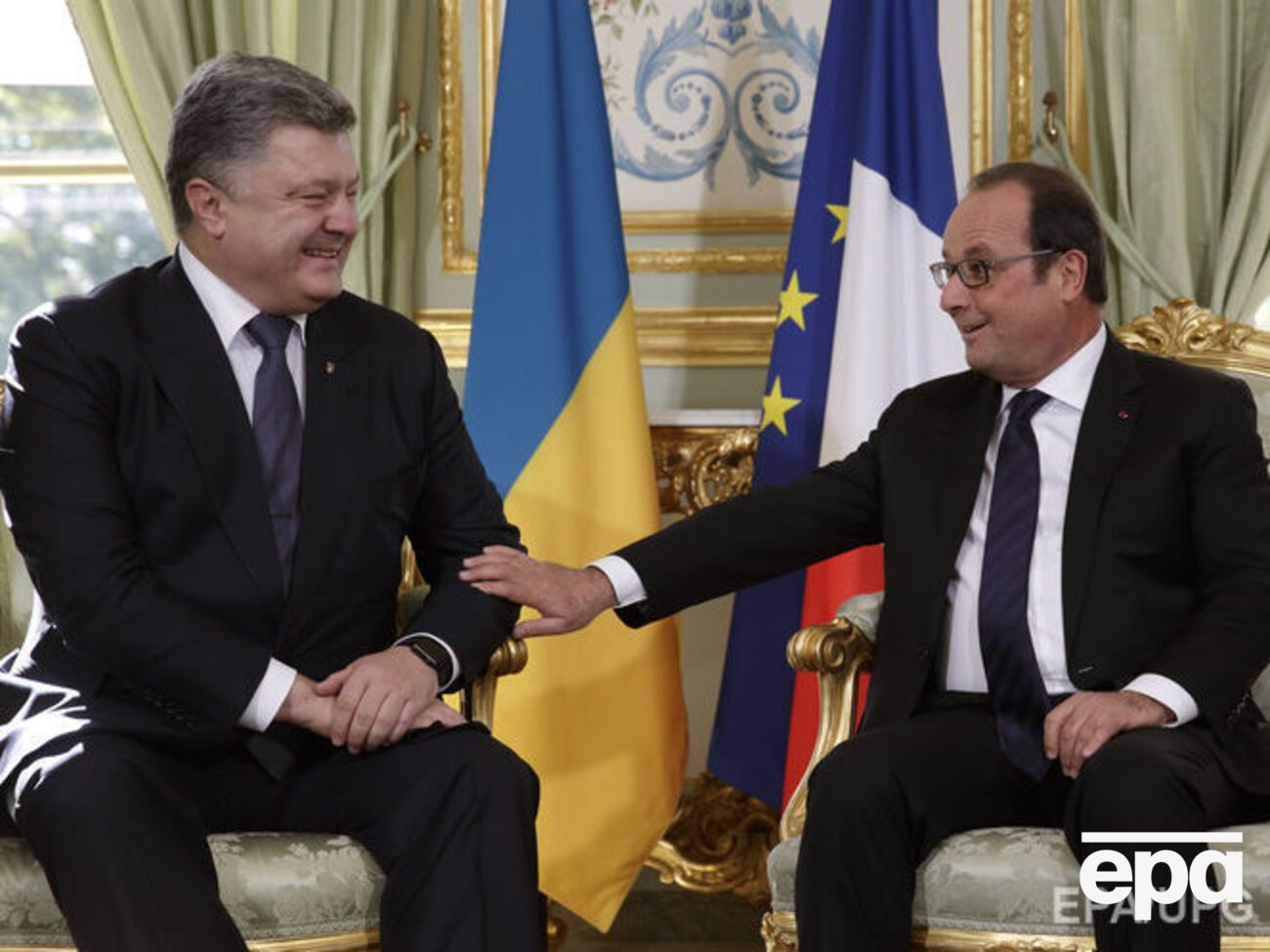 Франция и Германия пообещали Украине помочь в деэскалации ситуации в Крыму