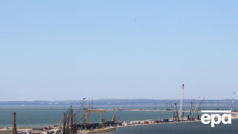 Медведев поручил найти деньги на дороги в Крыму