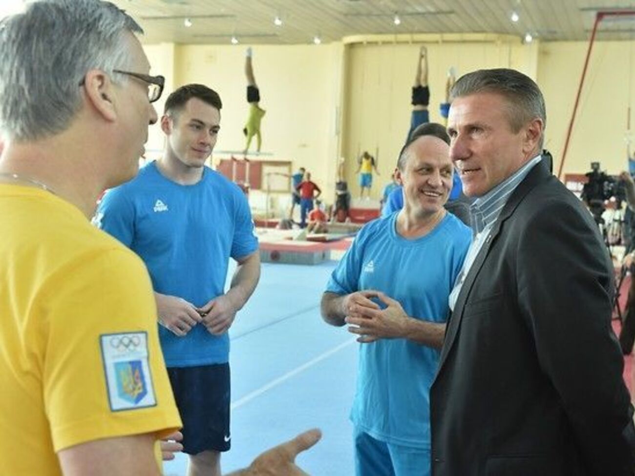 Оборудование, cогласно договоренностям Бубки (на фото крайний справа), передадут Украине после окончания соревнований в Рио