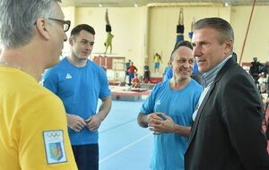 Оборудование, cогласно договоренностям Бубки (на фото крайний справа), передадут Украине после окончания соревнований в Рио