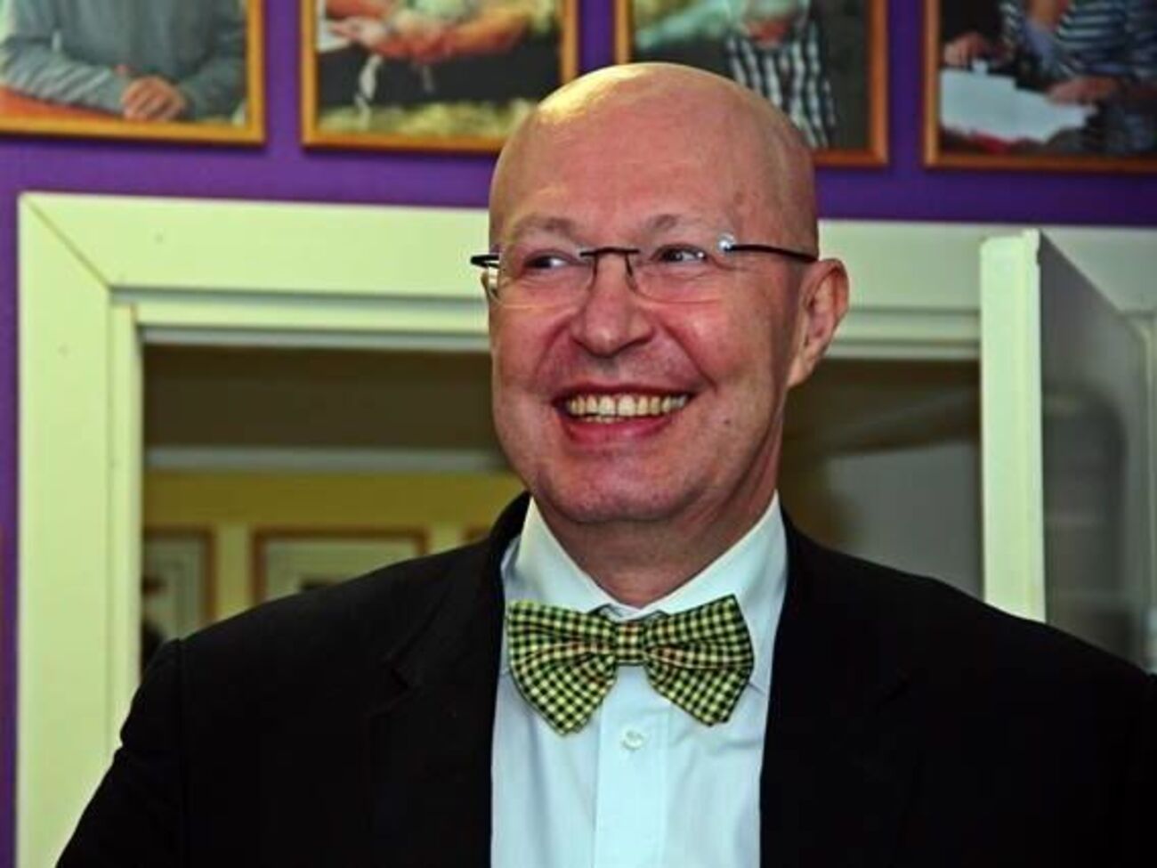 Валерий Соловей:&nbsp;Кардинальная эскалация военных действий на Донбассе станет для России самоубийством. Если Кремль не пошел на открытую войну в 2014-м, &nbsp;не пойдет и сейчас, иначе это станет крахом России. Буквально