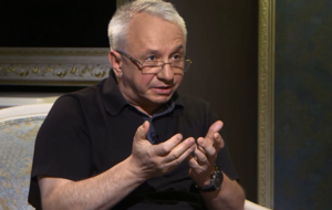 Алексей Кучеренко: С умным видом, не читая, проголосовали по три тарифа для 300 городов! Бараны!