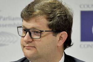 Арьев: Политики хотят на противостоянии повысить градус в Украине, показать, что борьба с коррупцией не ведется