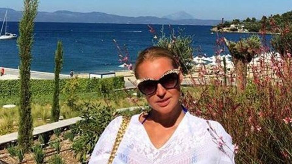 Волочкова: Морская прогулка и традиционный шпагат на катере