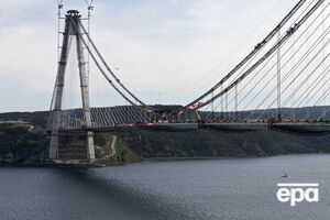 В Босфоре столкнулись сухогруз и лодка береговой охраны