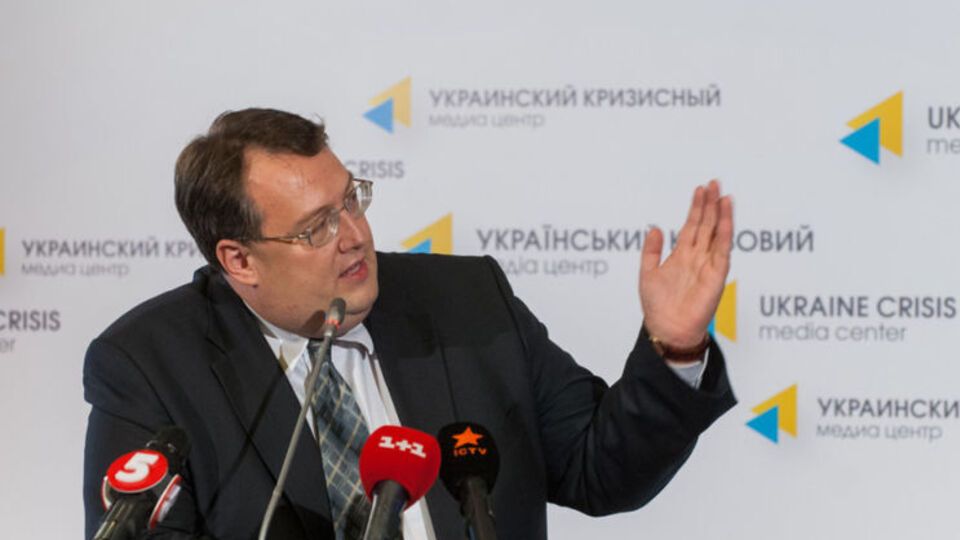 Антон Геращенко: Журналисты из РФ, снимающие пропагандистские сюжеты, в том числе помогают убивать солдат и мирных жителей