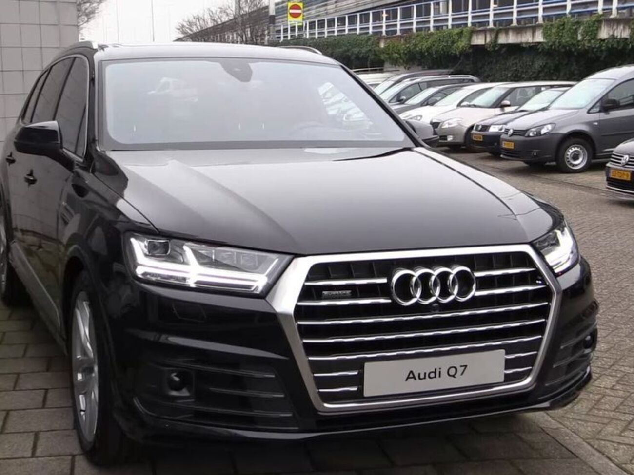 Прокурор заявил в полицию об угоне скандального авто