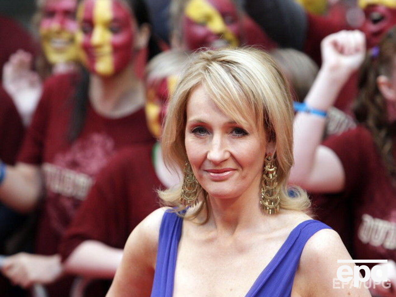 В сентябре Роулинг выпустит новые истории о Хогвартсе и его обитателях