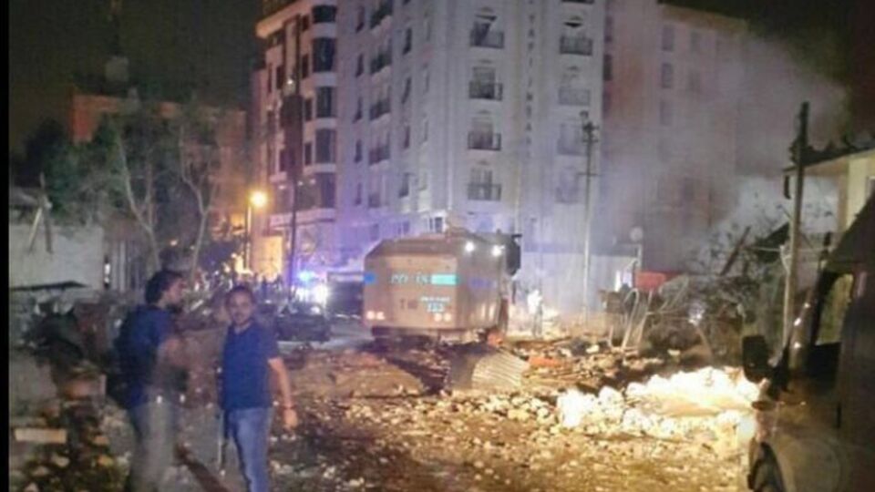 В радиусе взрыва находились полицейские казармы