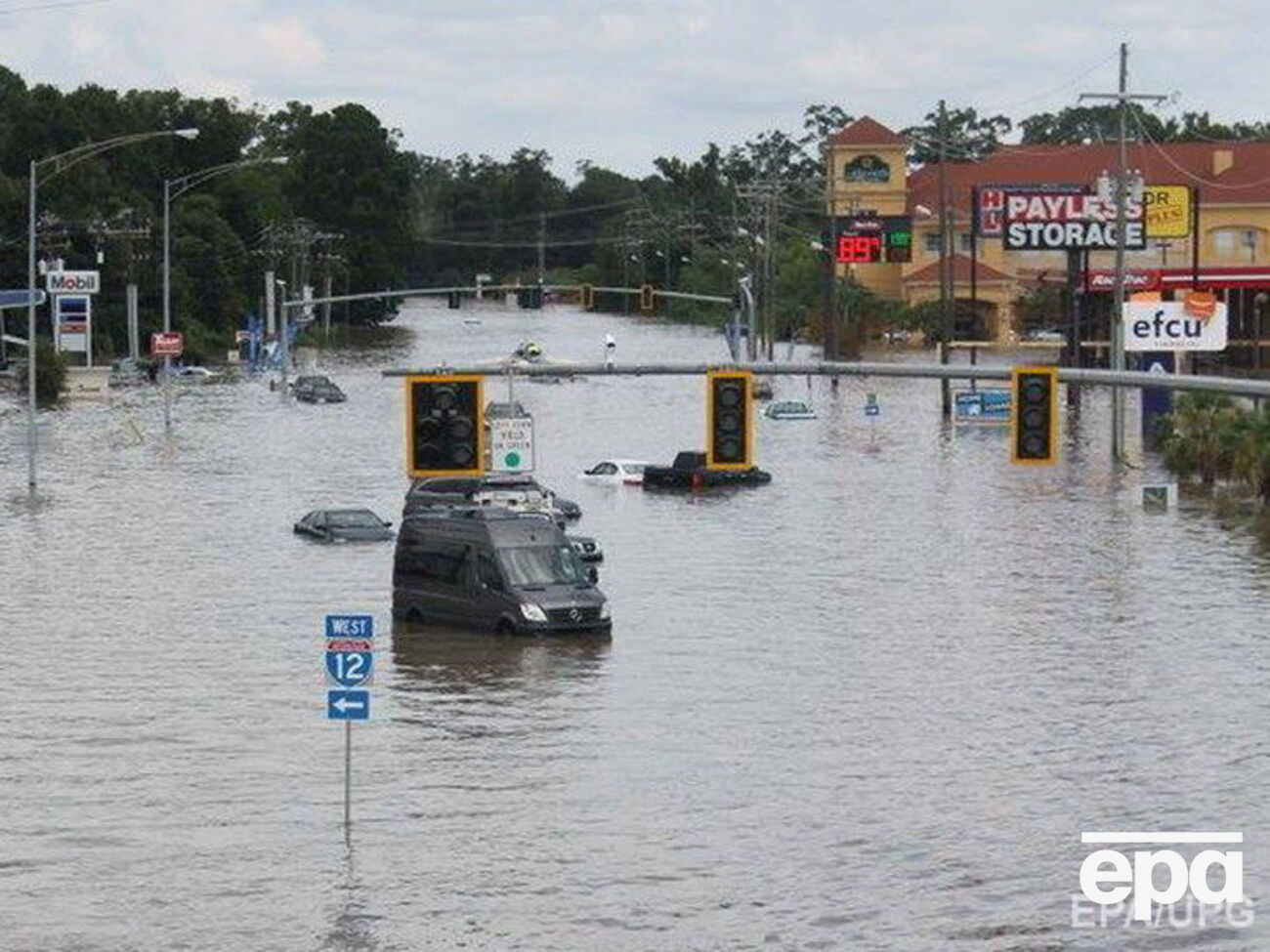 Американский штат Луизиана страдает от масштабного наводнения&nbsp;
