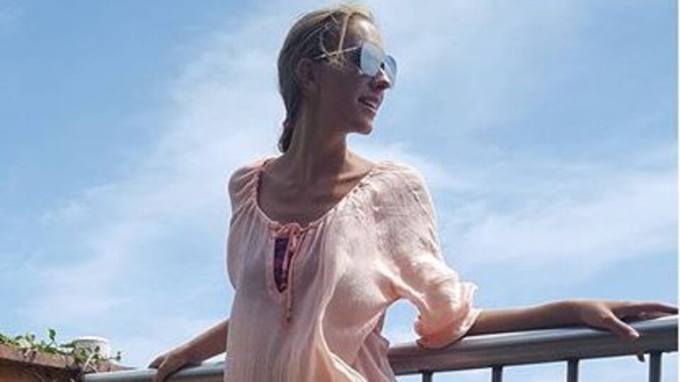 Осадчая сфотографировала себя в купальнике