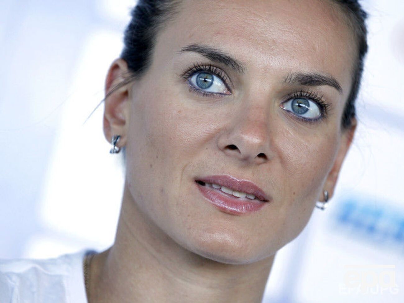 Исинбаева будет представлять спортсменов в МОК