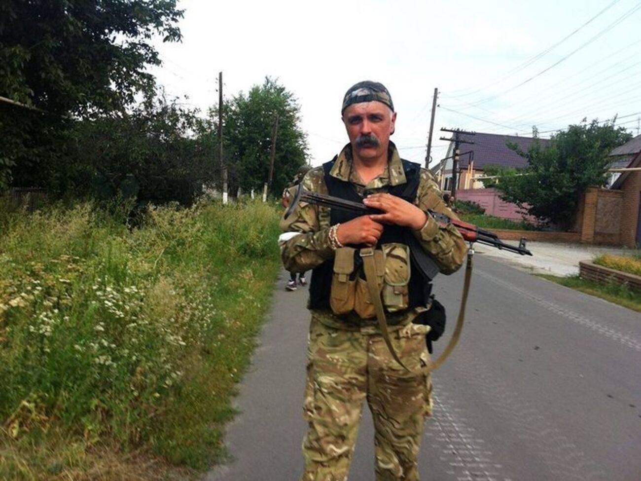 Корчинский (на фото): Если бы я встретил Захарченко на поле боя, то в плен его бы не брал. Безусловно, застрелил бы