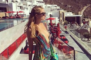 Хилтон: Такой прекрасный солнечный день на острове Миконосе!