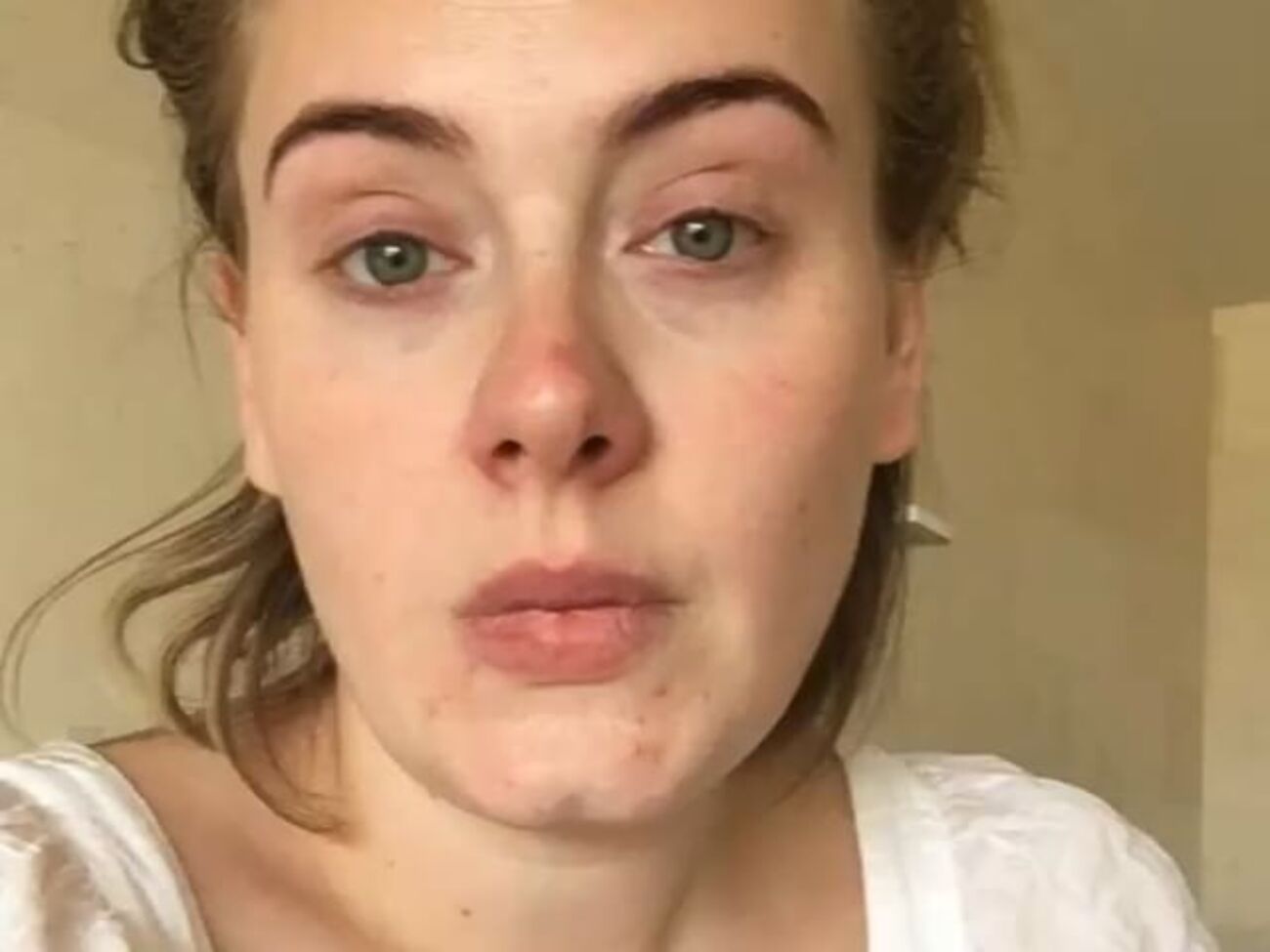 Адель: Я пыталась распеться все утро, но из этого ничего не вышло