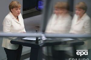Ангела Меркель заявила, что постоянно находится в контакте с Владимиром Путиным
