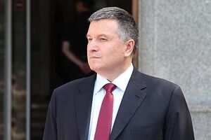 Аваков: Не расстраивайтесь, если вдруг какие-то полицейские или охранные ограничения создают вам некоторые неудобства на несколько минут