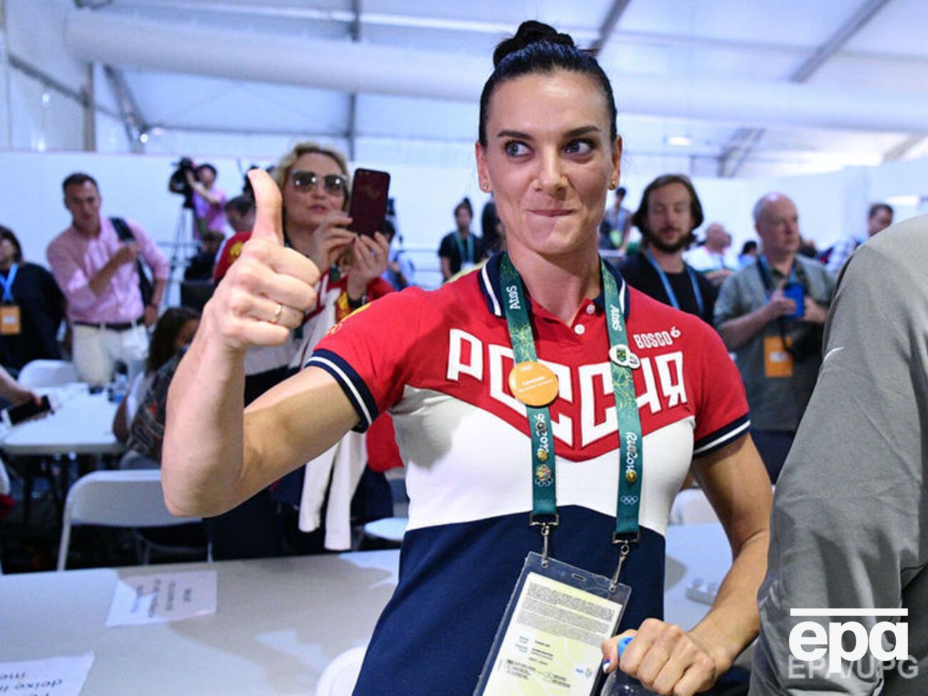 Исинбаева объявила о завершении карьеры