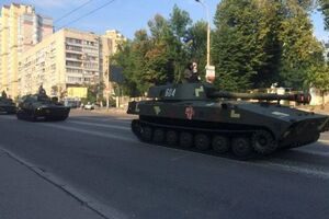 В "Киевавтодоре" подсчитывают убытки от проезда бронетехники по городу