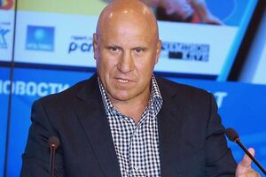 Михаил Мамиашвили: Что я должен сделать? Поблагодарить ее за туристическую поездку?