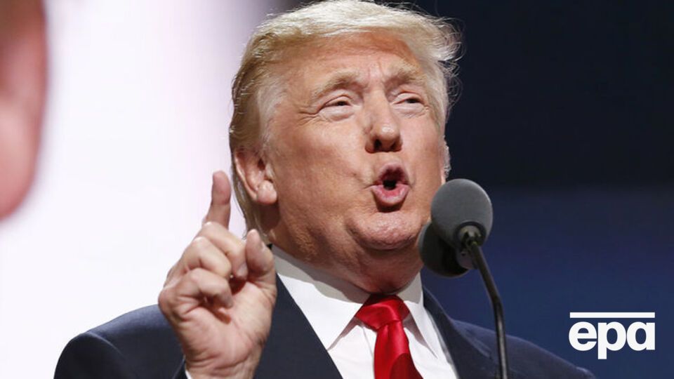 Трамп уволил советника