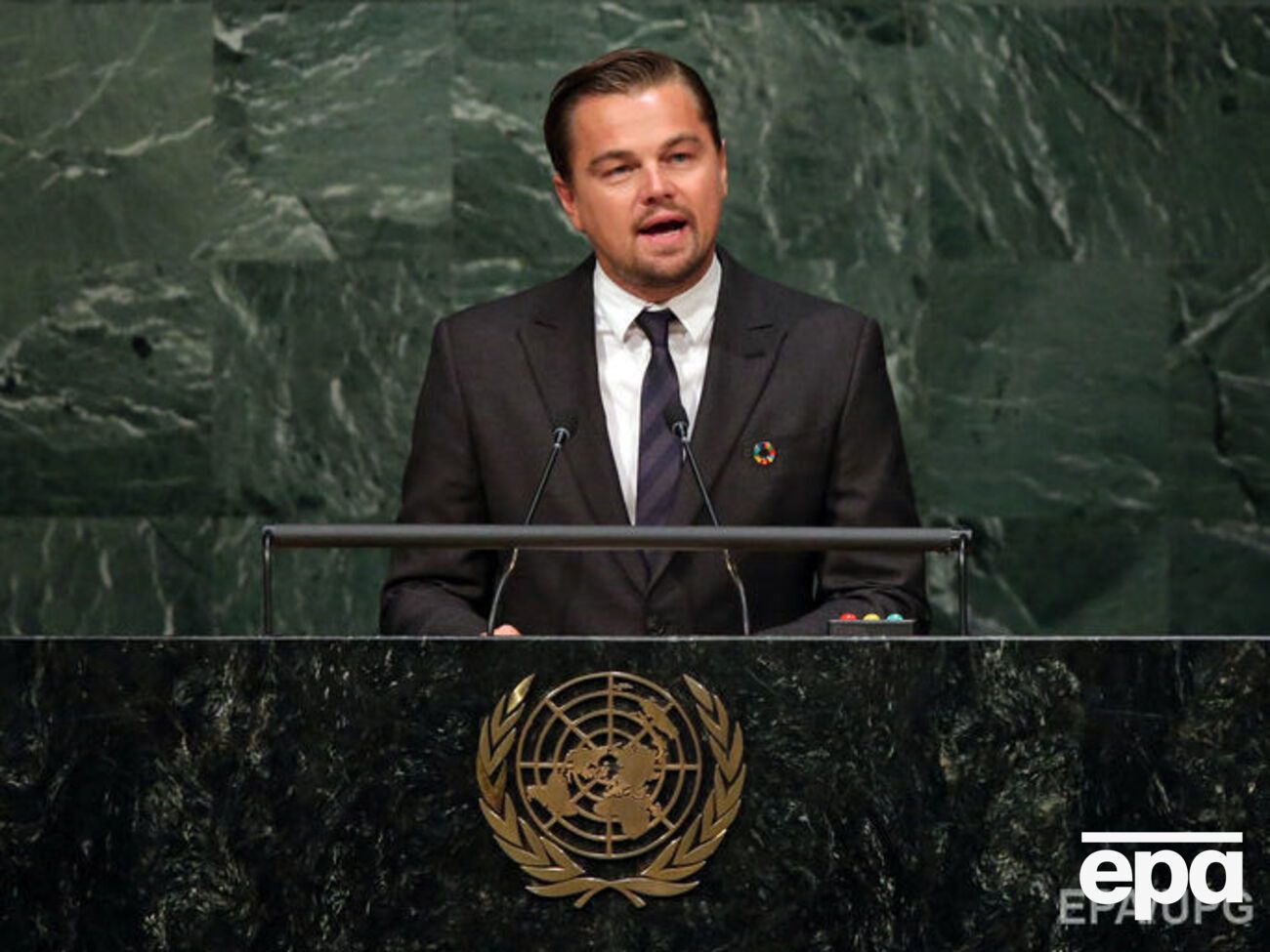 ДиКаприо поддержит Клинтон и Демократическую партию США