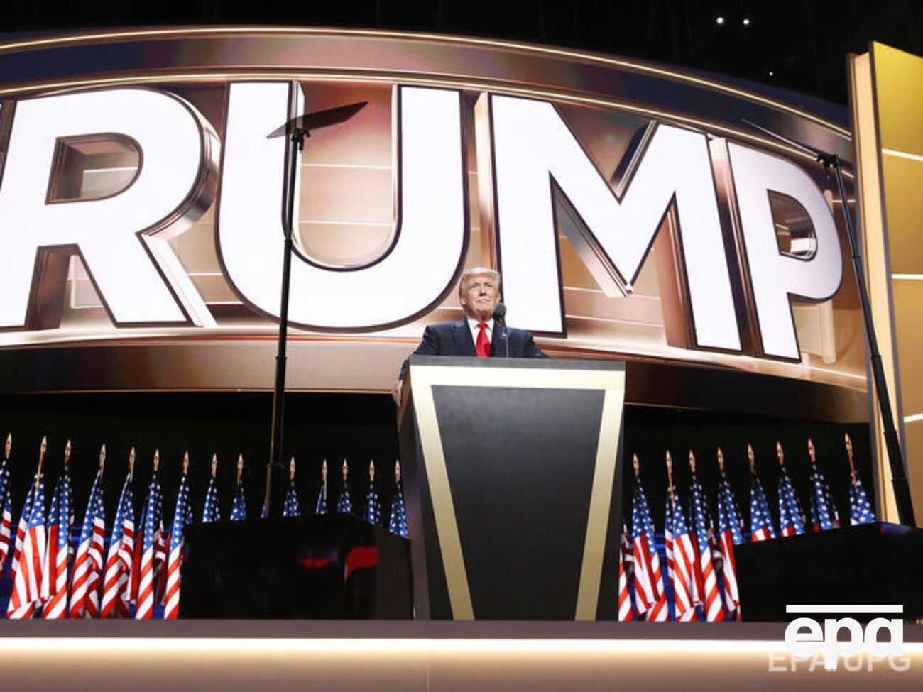 Портников: До того момента, как Трамп решил выдвинуть кандидатуру на пост президента США, он явно не интересовался Крымом