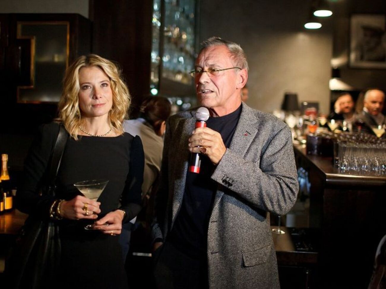 Высоцкая и Кончаловский продают дом площадью 426 кв. м