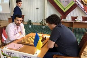 В последней партии соревнования украинский гроссмейстер играл с шахматистом из Латвии Игорем Коваленко