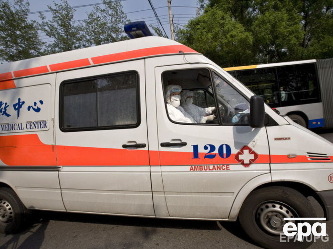 Пятеро из девяти пострадавших в ДТП в Китае скончались в больнице