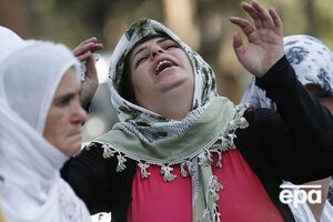 Жители Турции скорбят о жертвах взрыва на свадьбе в Газиантепе. Фоторепортаж