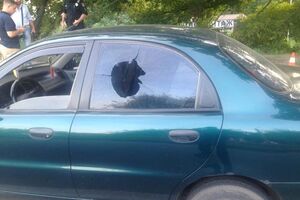 По версии следствия, мужчина выстрелил в окно машины во время движения
