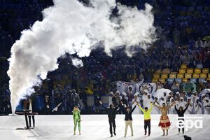 DJ Kygo и певица Джулия Майклс приняли участие в презентации олимпийского телеканала на церемонии закрытия Игр в Рио