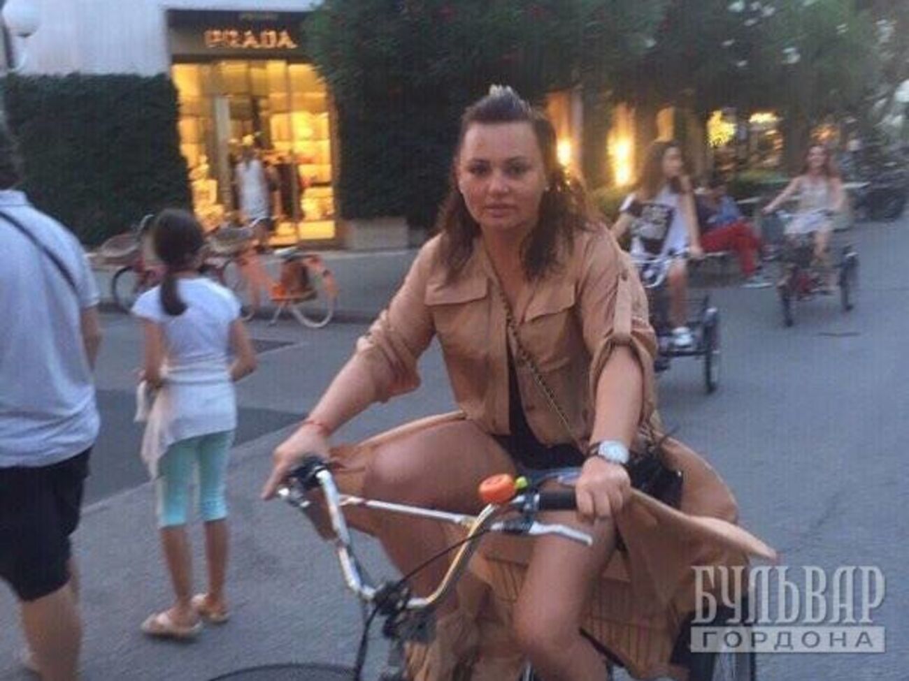 48-летняя Кильчицкая прокатилась по улочкам&nbsp;итальянского города Форте-деи-Марми&nbsp;