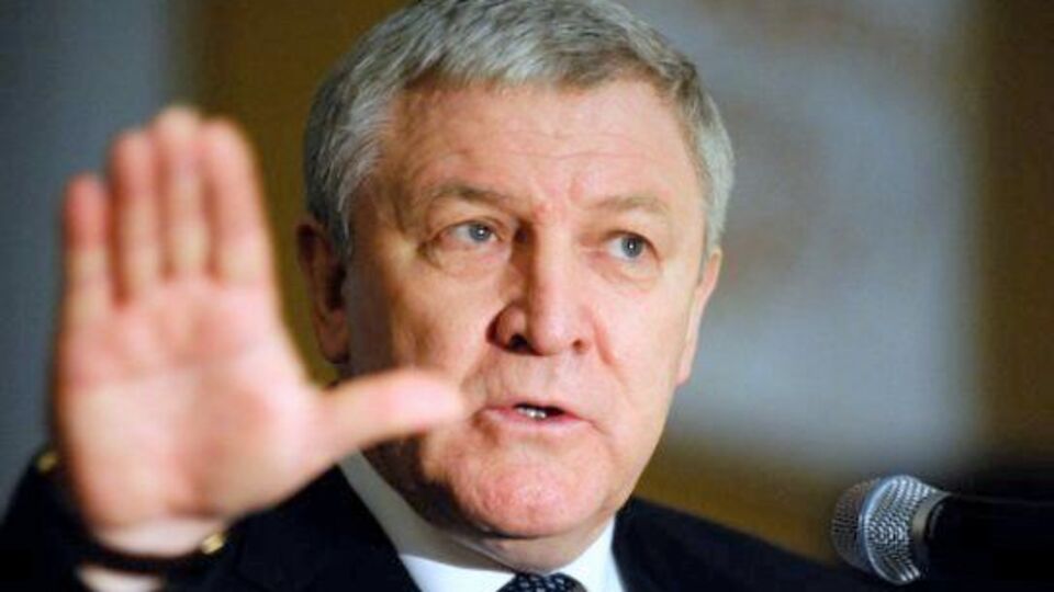 Ежеля подозревают в злоупотреблении властью