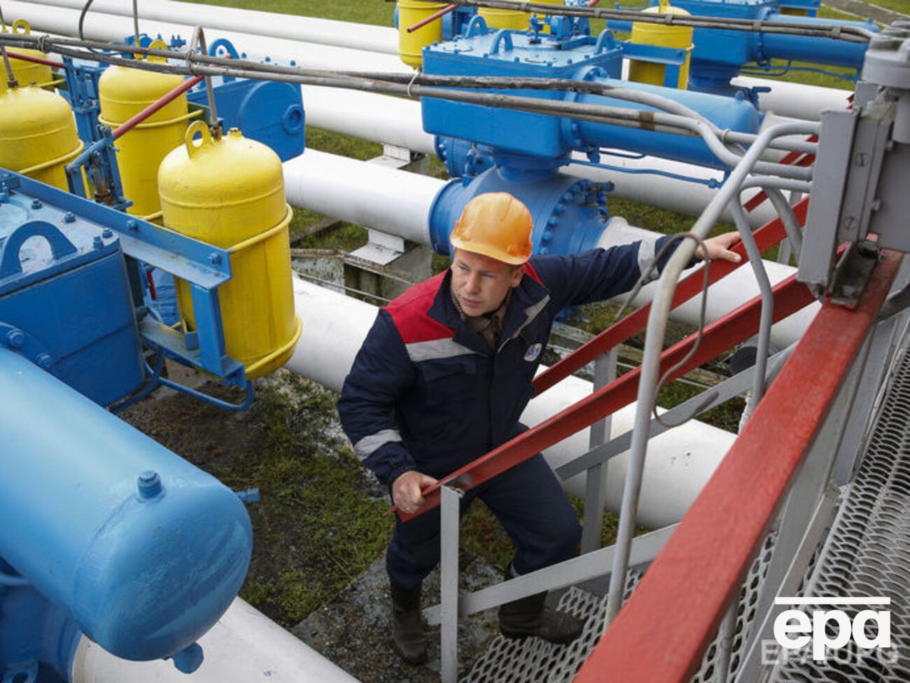 "Газпром" подает газ в украинскую ГТС с давлением, которое ниже минимально допустимого
