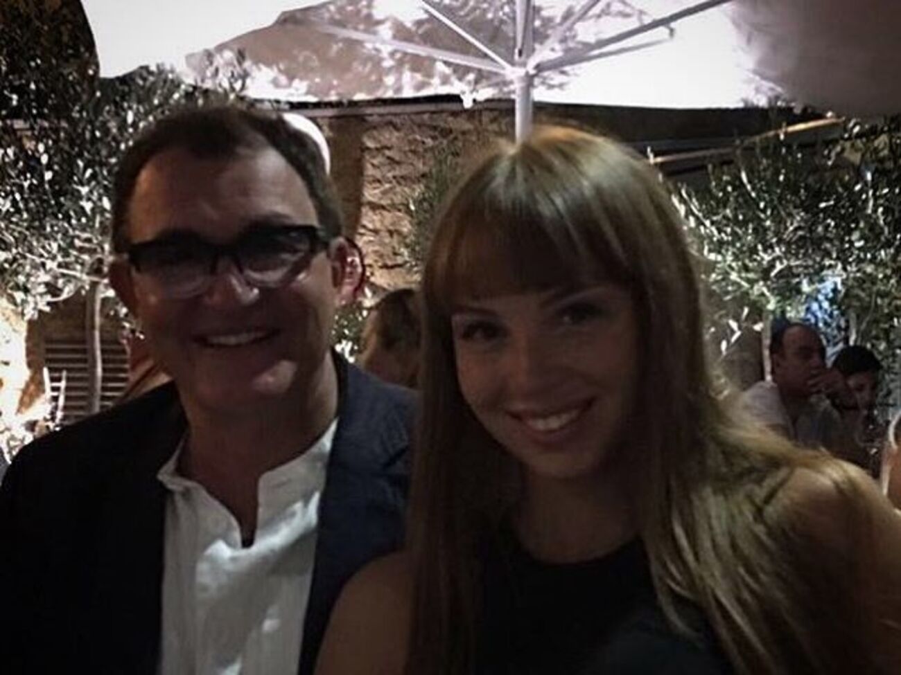 Дибров и его жена отдают детей в казаки