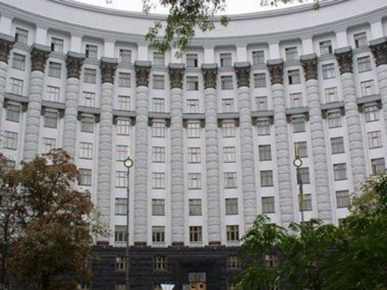Кабмин ликвидировал Госслужбу, занимавшуюся выдачей патентов