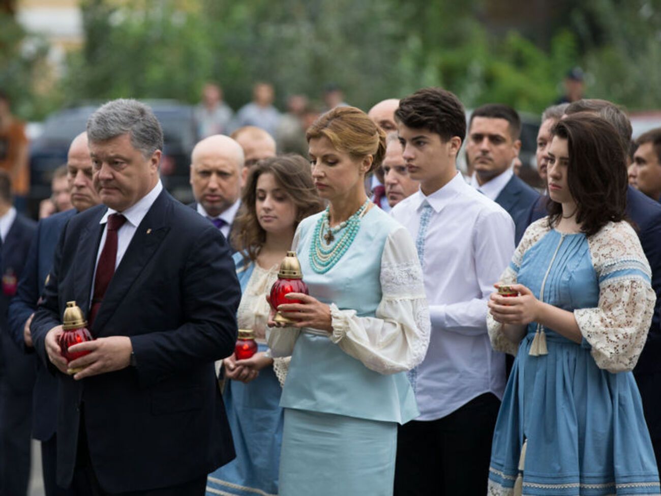 В День Независимости Украины Порошенко с семьей почтил память героев Небесной сотни