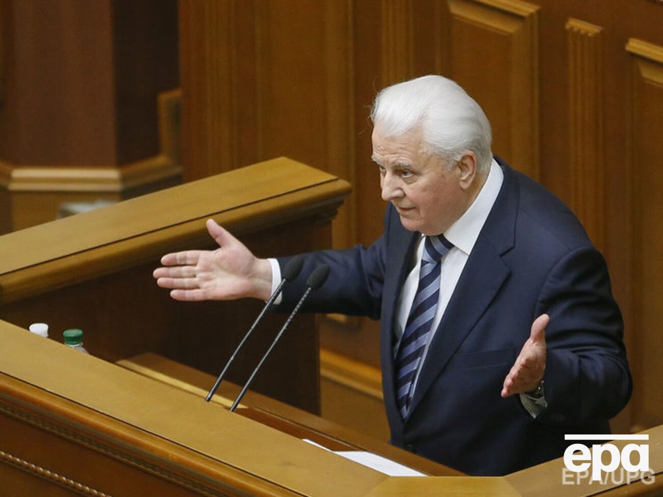 Россия всегда давила на Украину, заявил Кравчук