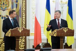 Дуда и Порошенко договорились продолжить исторический диалог