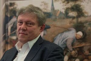 Явлинский (на фото): Абсолютно необходимо создавать альтернативу Путину и выигрывать у него выборы